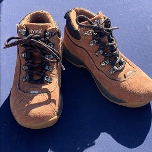 Women’s Ryka hiking boots 6M